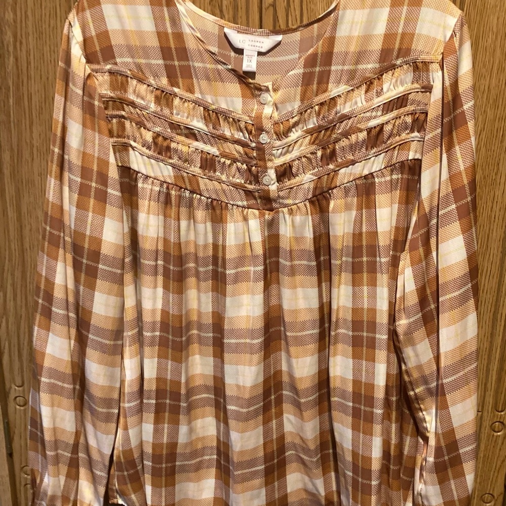 LC Lauren Conrad Tan and Cream Plaid Pintuck Blouse